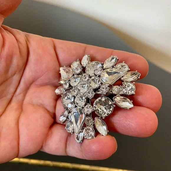 Banana Republic Jewelry Nwt Rare Banana Republic Cubic Zirconia Vintageretro Style Statement Brooch Poshmark